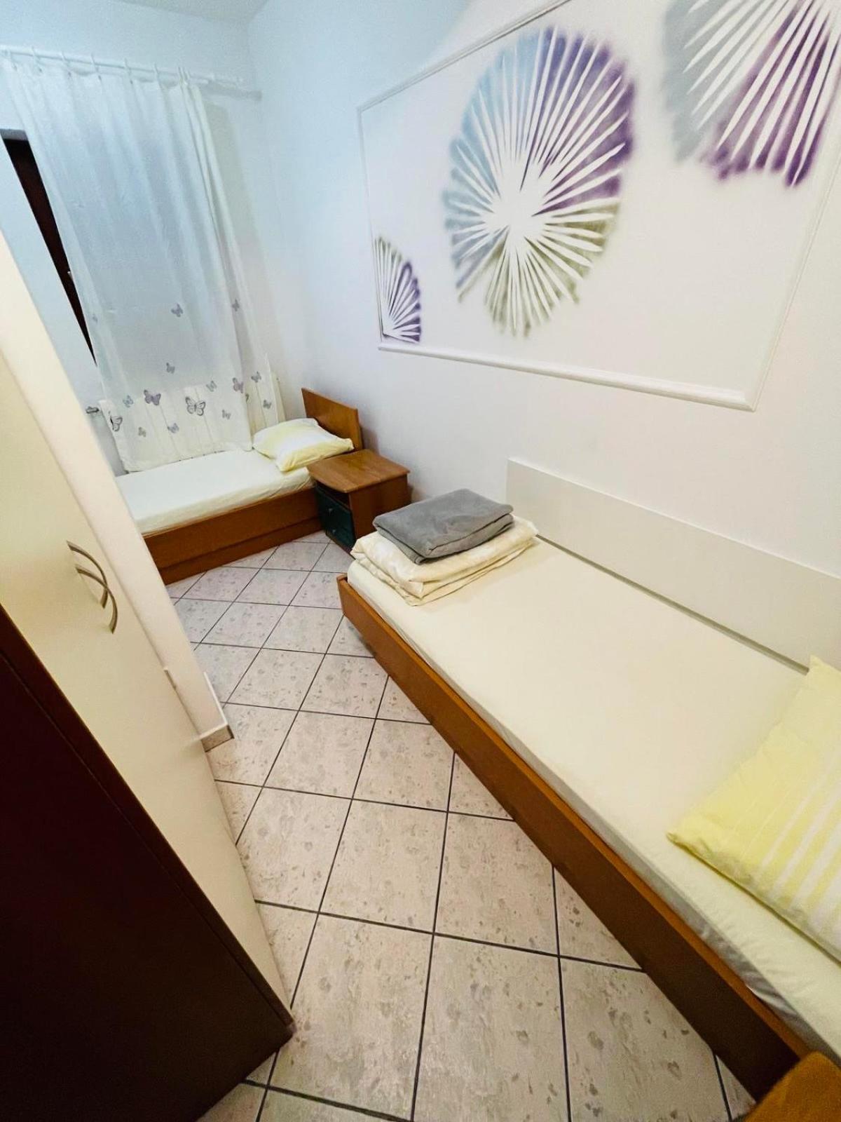 Lavanda 3 * Njivice