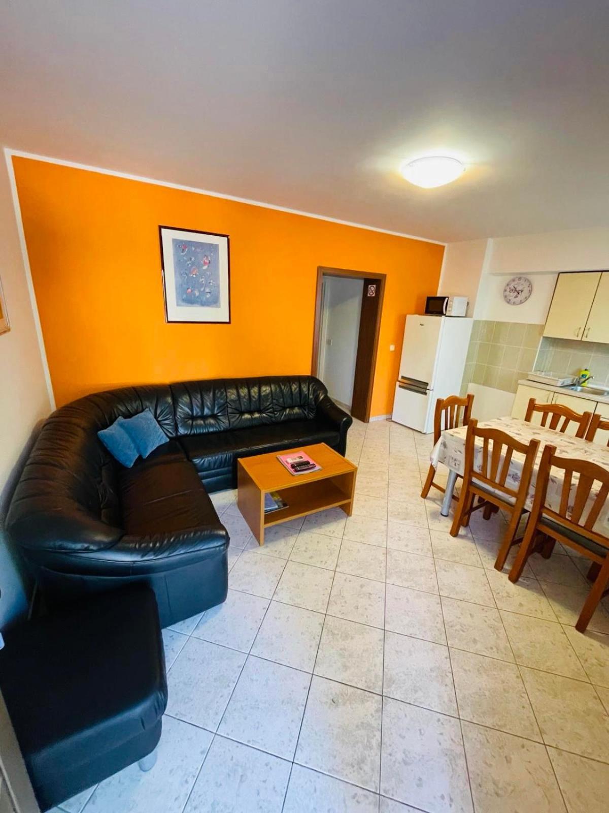 Apartament Lavanda 3 *