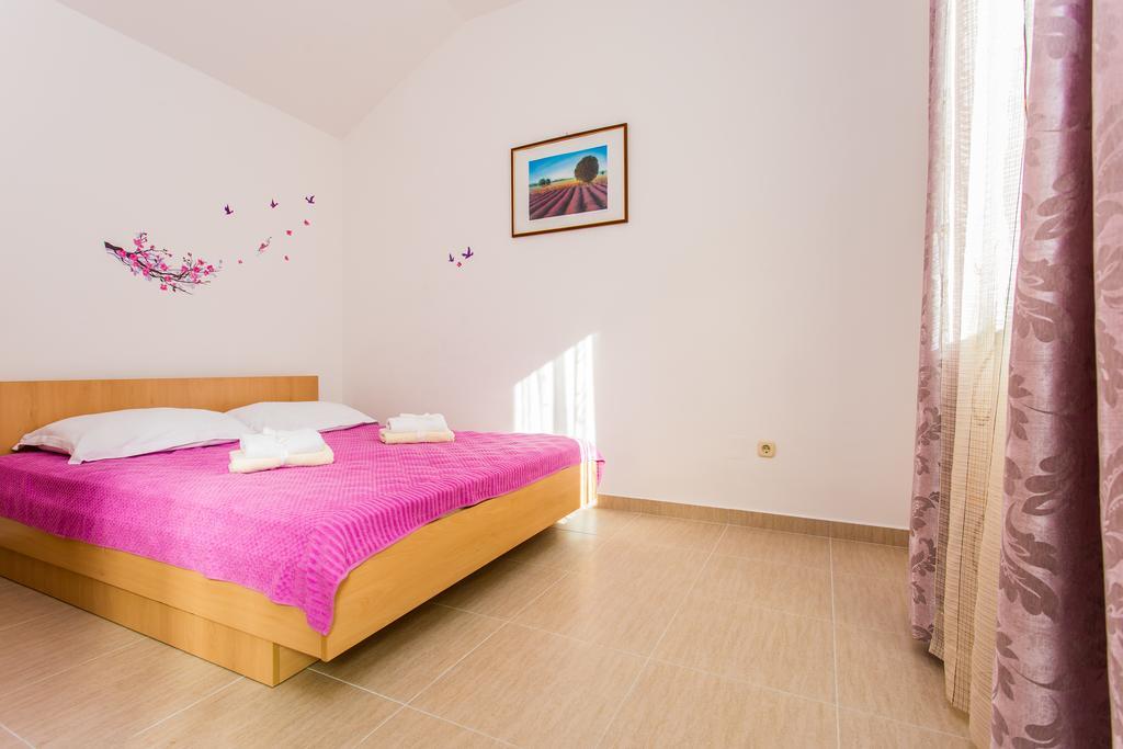 Lavanda 3 * Nijvice